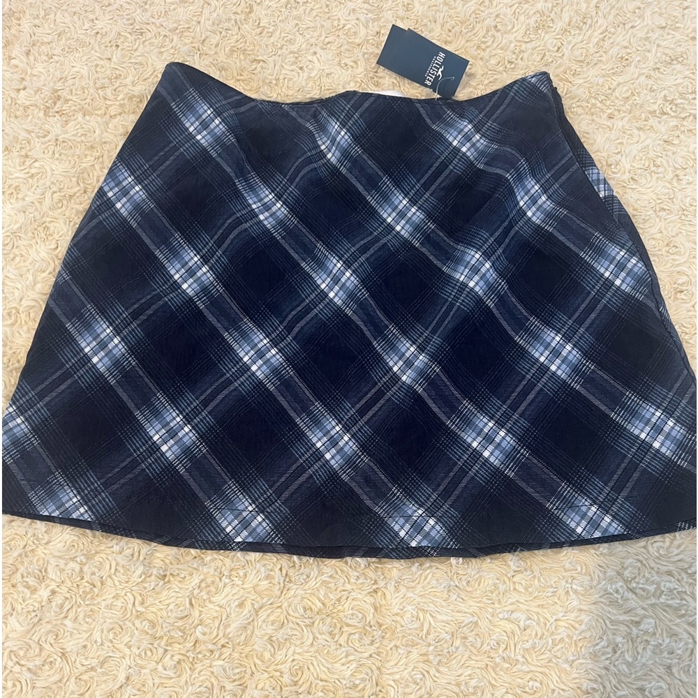 Women's Hollister Navy Blue Plaid Ultra High-Rise Mini Skirt Size: Medium